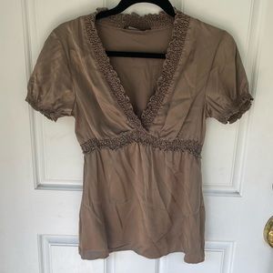 Bcbgmaxazria Silk Blouse Top Smocked Short Sleeve Excellent Condition Size S